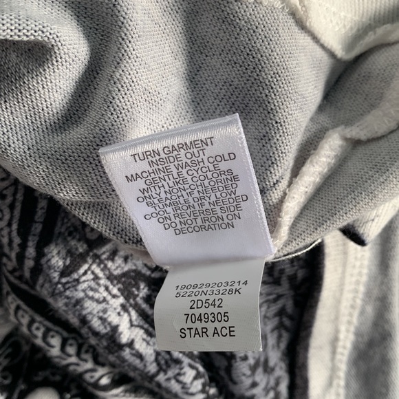 World Unity Star Ace Embellished Women’s Size M Black White Paisley Tunic Top - Picture 13 of 13